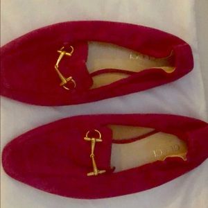 Suede authentic Vintage Gucci flats.